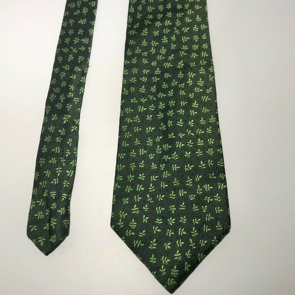 J. Crew Dark Light Green Leaf Design 100% Silk Tie - Picture 2 of 5